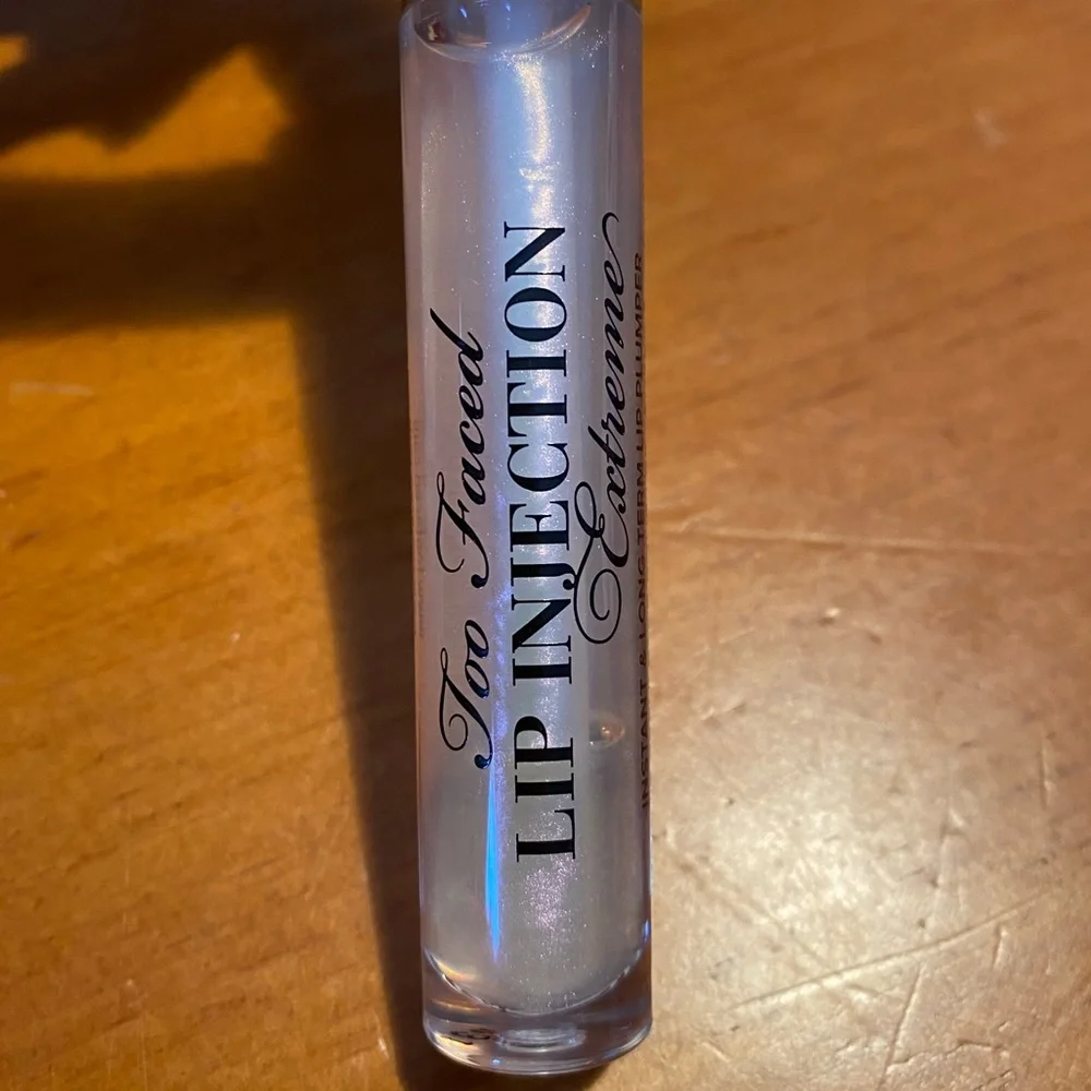 Too Faced Lip Injection Extreme Lip Plumper
